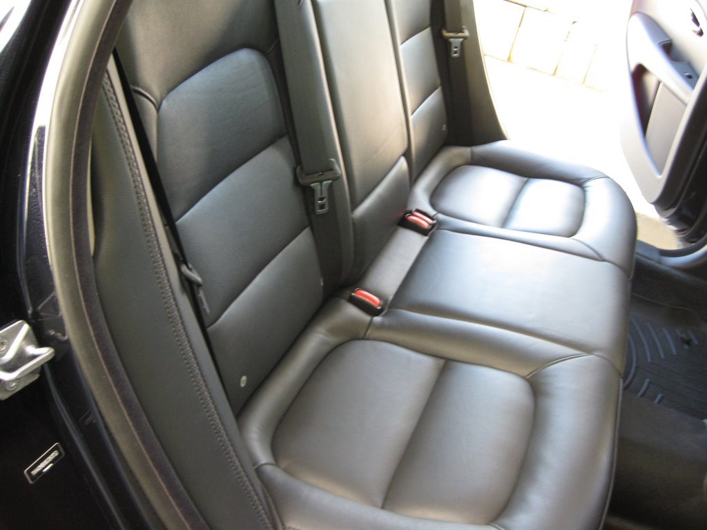 Used 2016 Volvo XC70 T5 Premier w/ Proximity Package FWD image 35