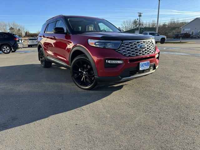 Used 2022 Ford Explorer Platinum w/ Equipment Group 601A image 3