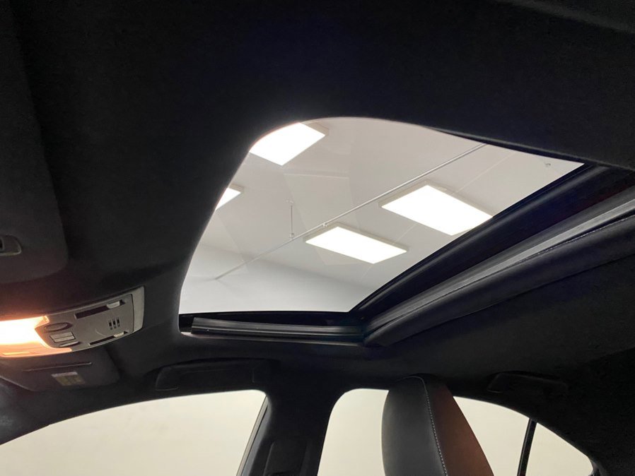 Used 2016 Lexus IS 350 AWD image 21