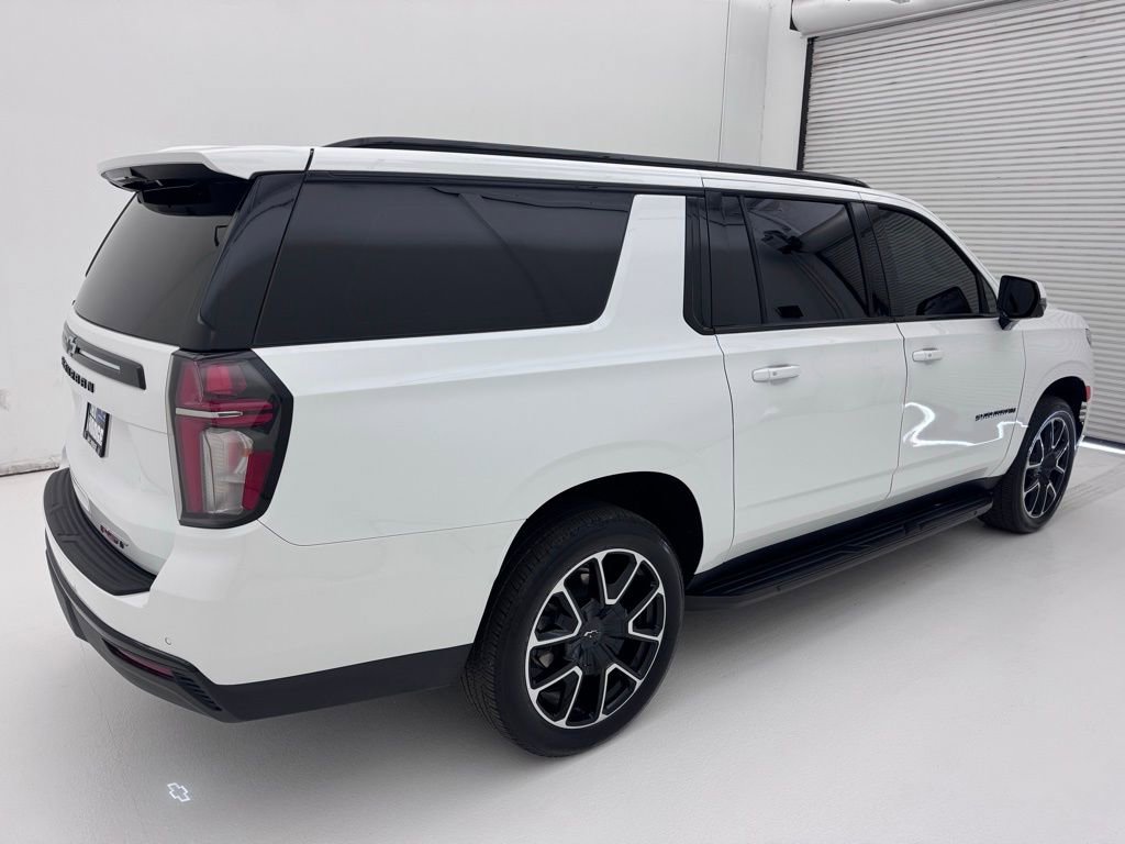 Certified 2024 Chevrolet Suburban RST w/ Luxury Package AWD/4WD image 2