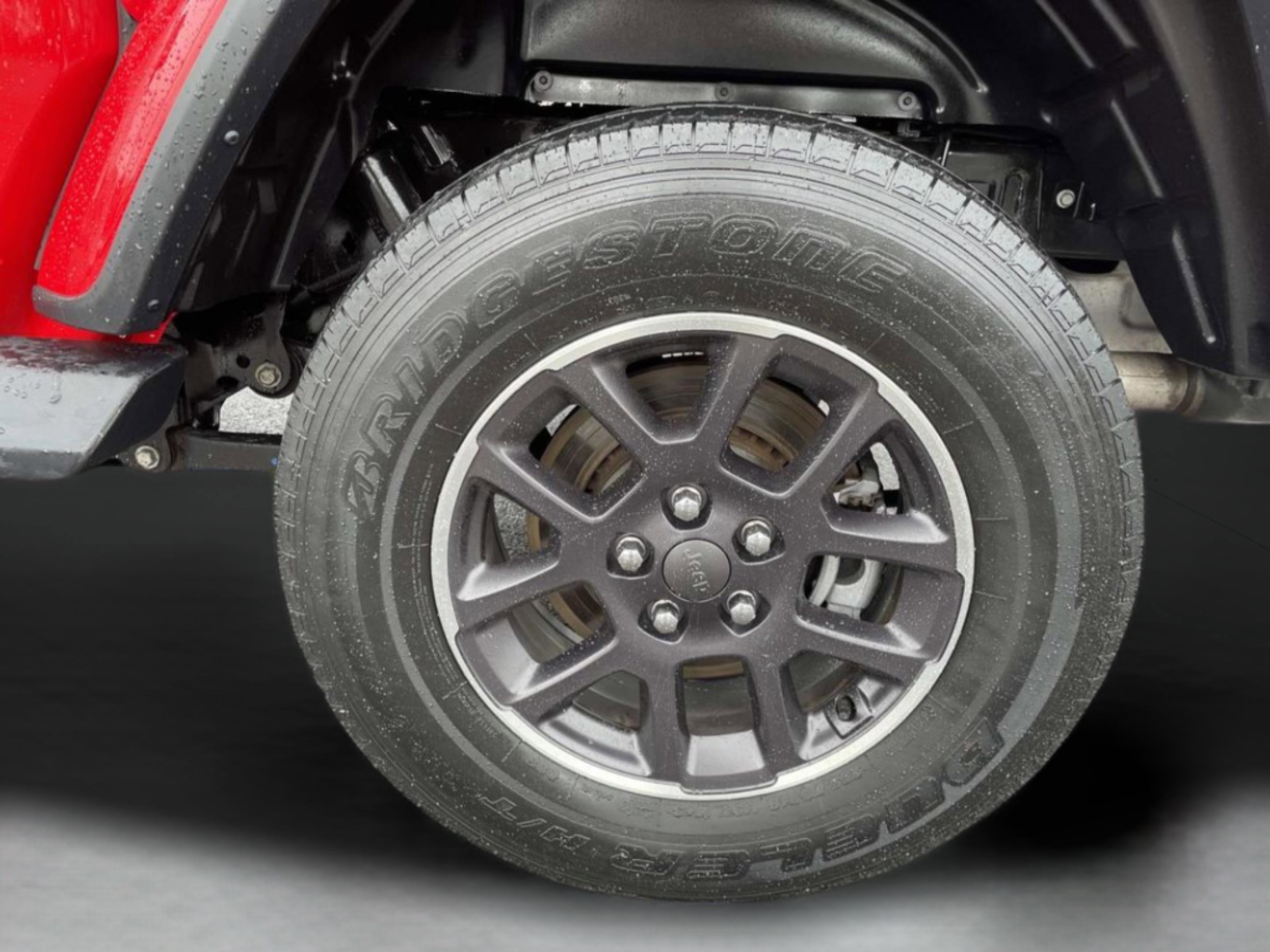 Used 2021 Jeep Gladiator Overland w/ Popular Equipment Package AWD/4WD image 31