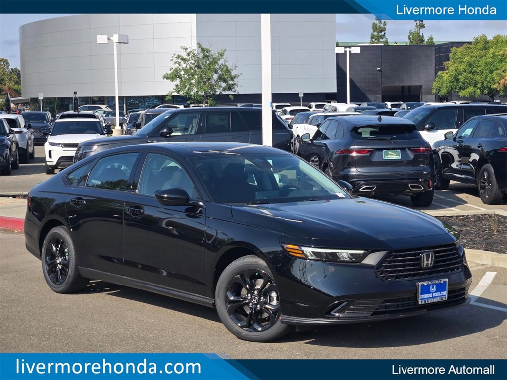 New 2025 Honda Accord SE