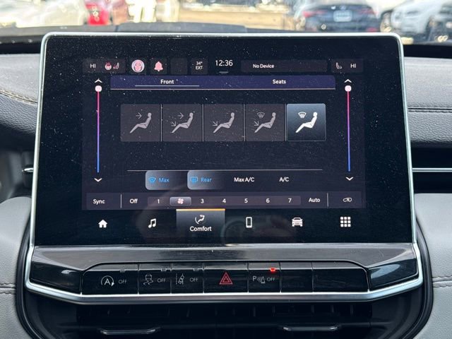 Certified 2023 Jeep Compass Limited w/ Mopar Graphics Package image 33