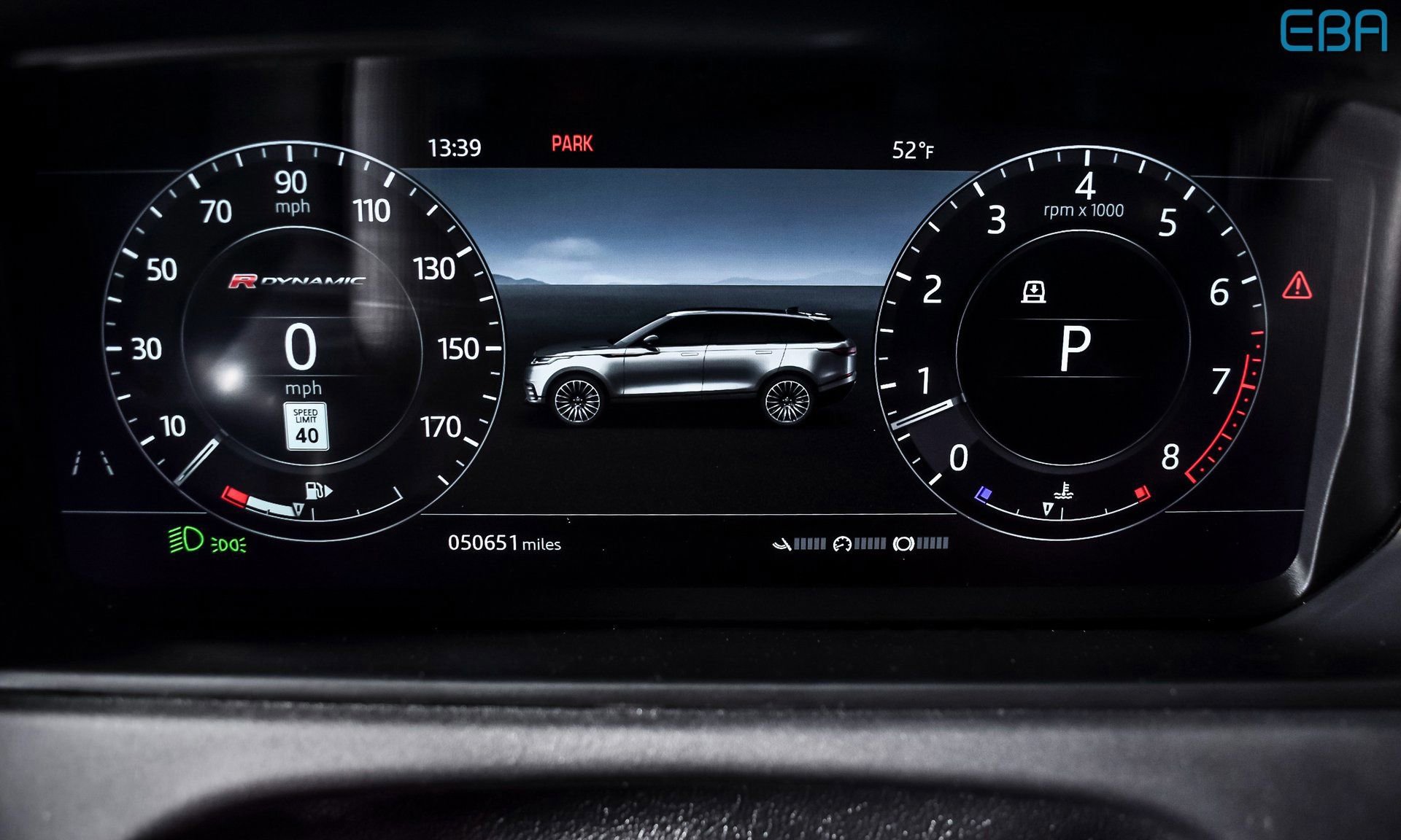 Used 2020 Land Rover Range Rover Velar R-Dynamic S image 19