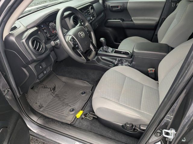 Used 2022 Toyota Tacoma SR AWD/4WD image 9