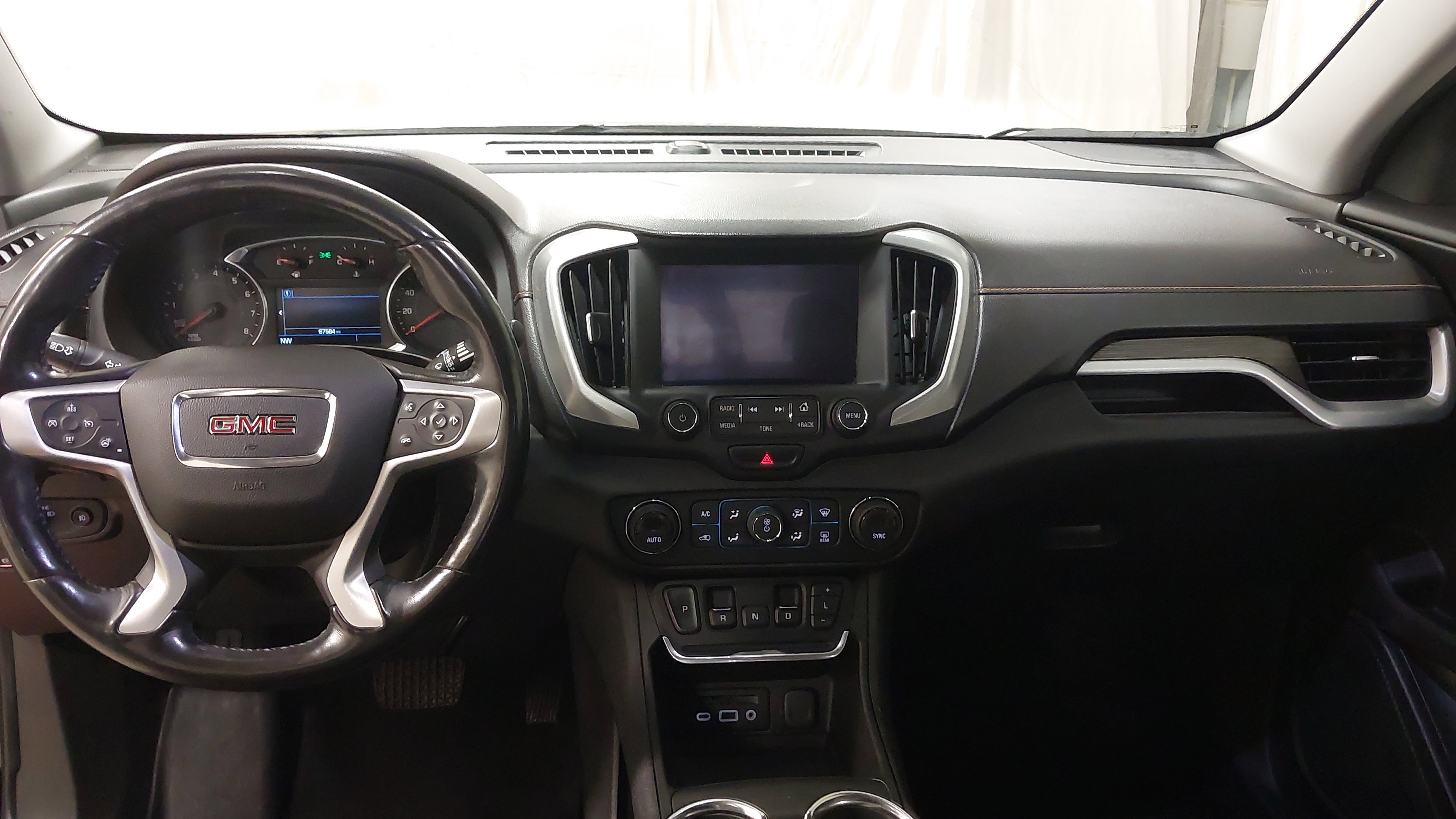 Used 2018 GMC Terrain SLT w/ Preferred Package AWD/4WD image 26