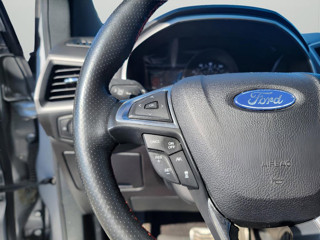 Used 2020 Ford Edge ST-Line w/ Cold Weather Package AWD/4WD image 16