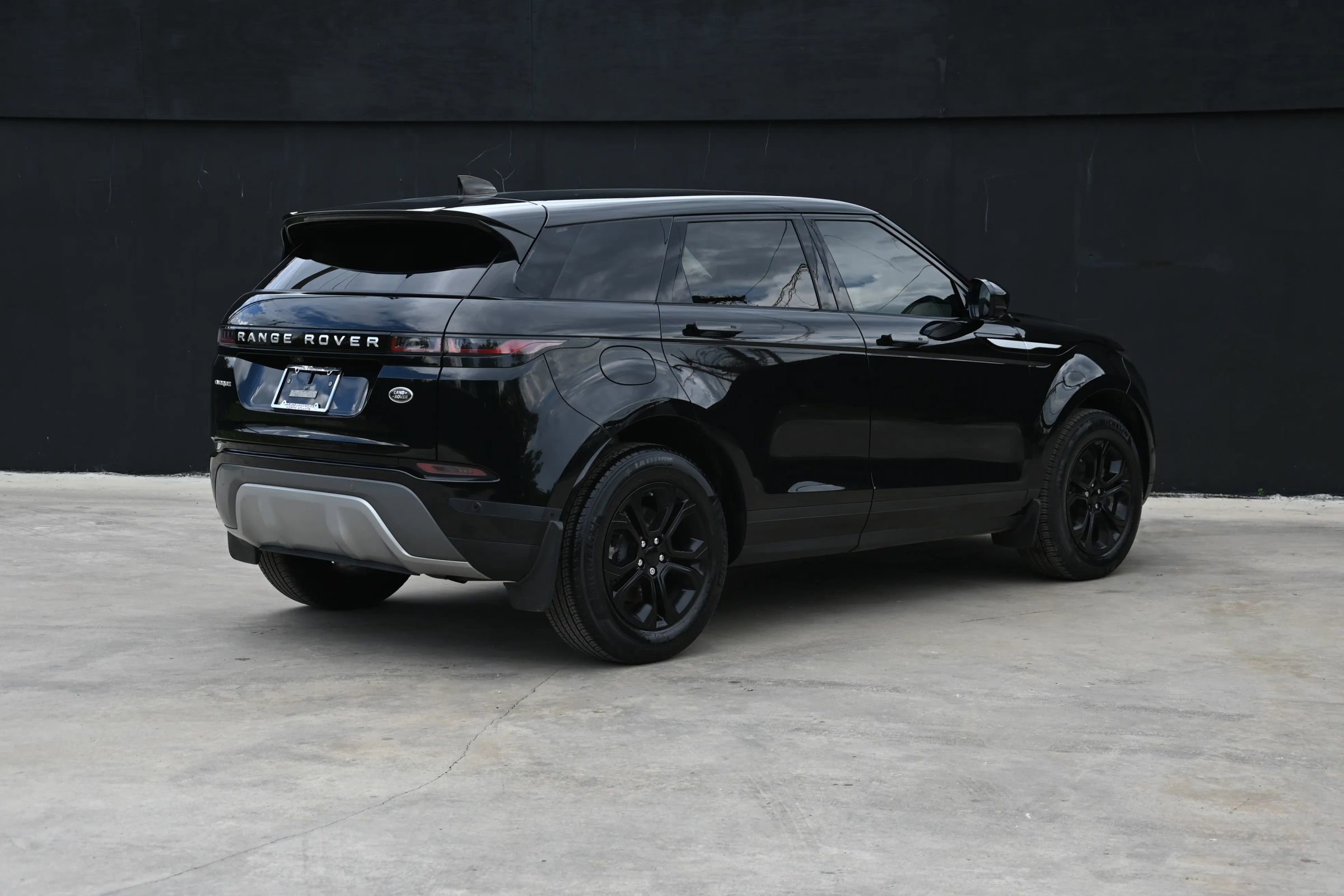 Used 2021 Land Rover Range Rover Evoque S image 5