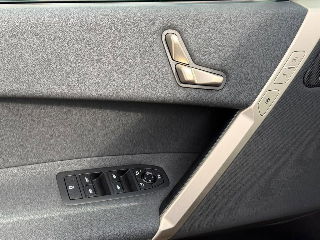 Certified 2024 BMW iX xDrive50 w/ Sport Package image 15