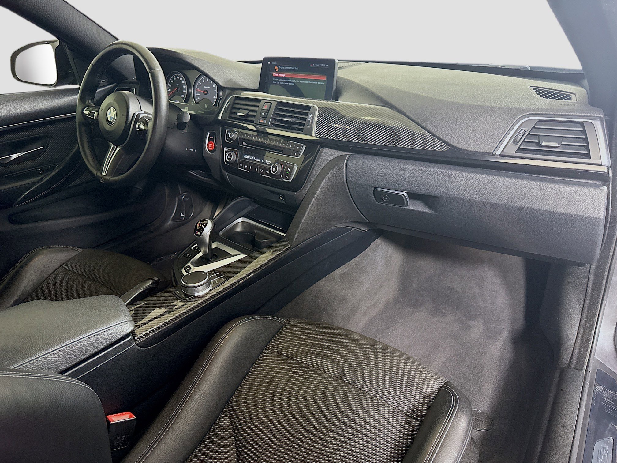 Used 2020 BMW M4 Coupe w/ M Driver's Package image 28