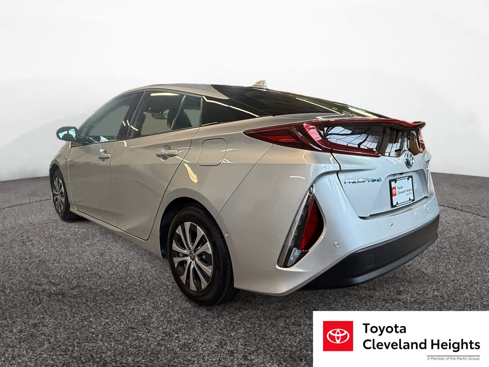 Used 2020 Toyota Prius Prime Limited FWD image 7