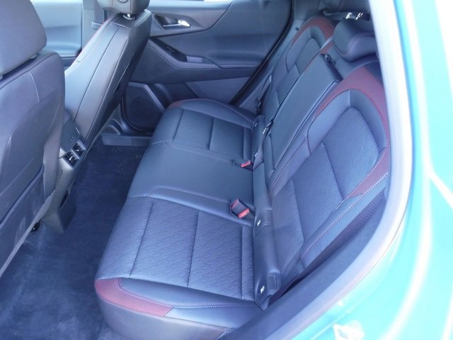 Used 2025 Chevrolet Equinox RS image 48