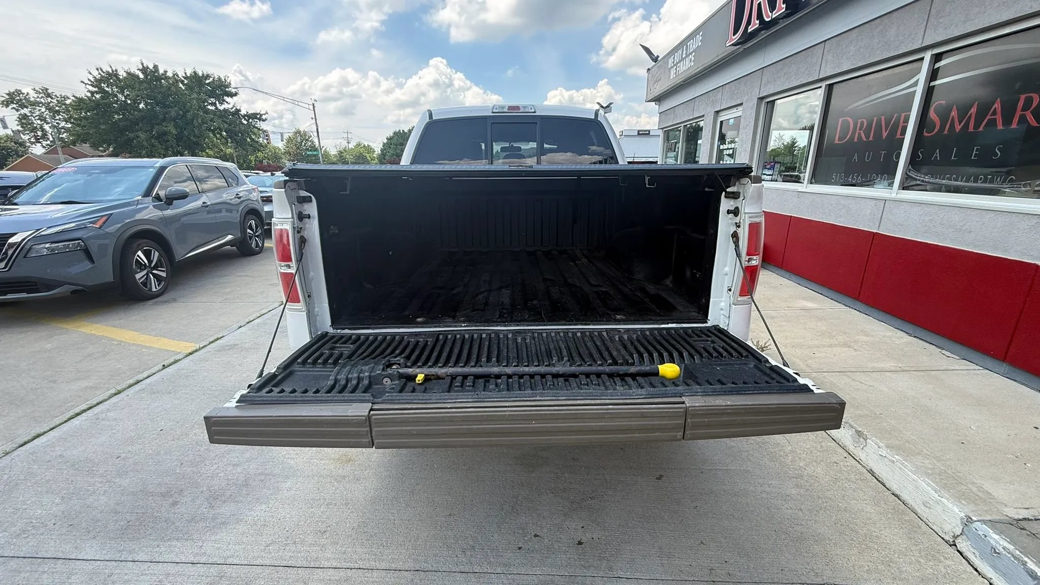 Used 2014 Ford F150 King Ranch w/ King Ranch Luxury Package AWD/4WD image 20