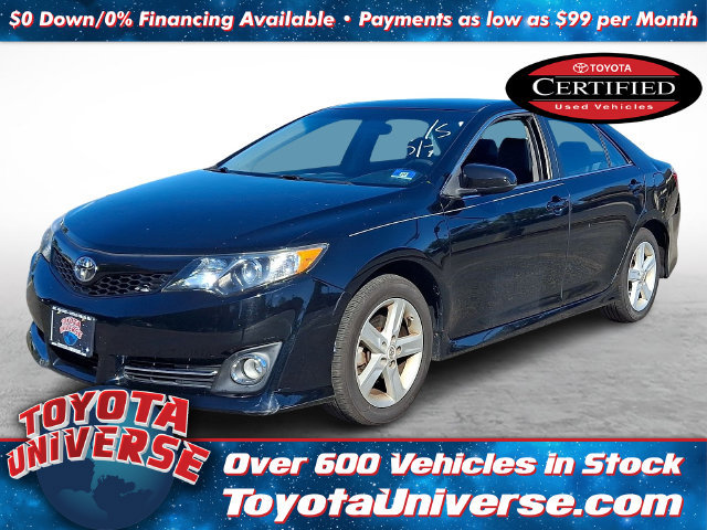 Used 2012 Toyota Camry SE FWD image 1