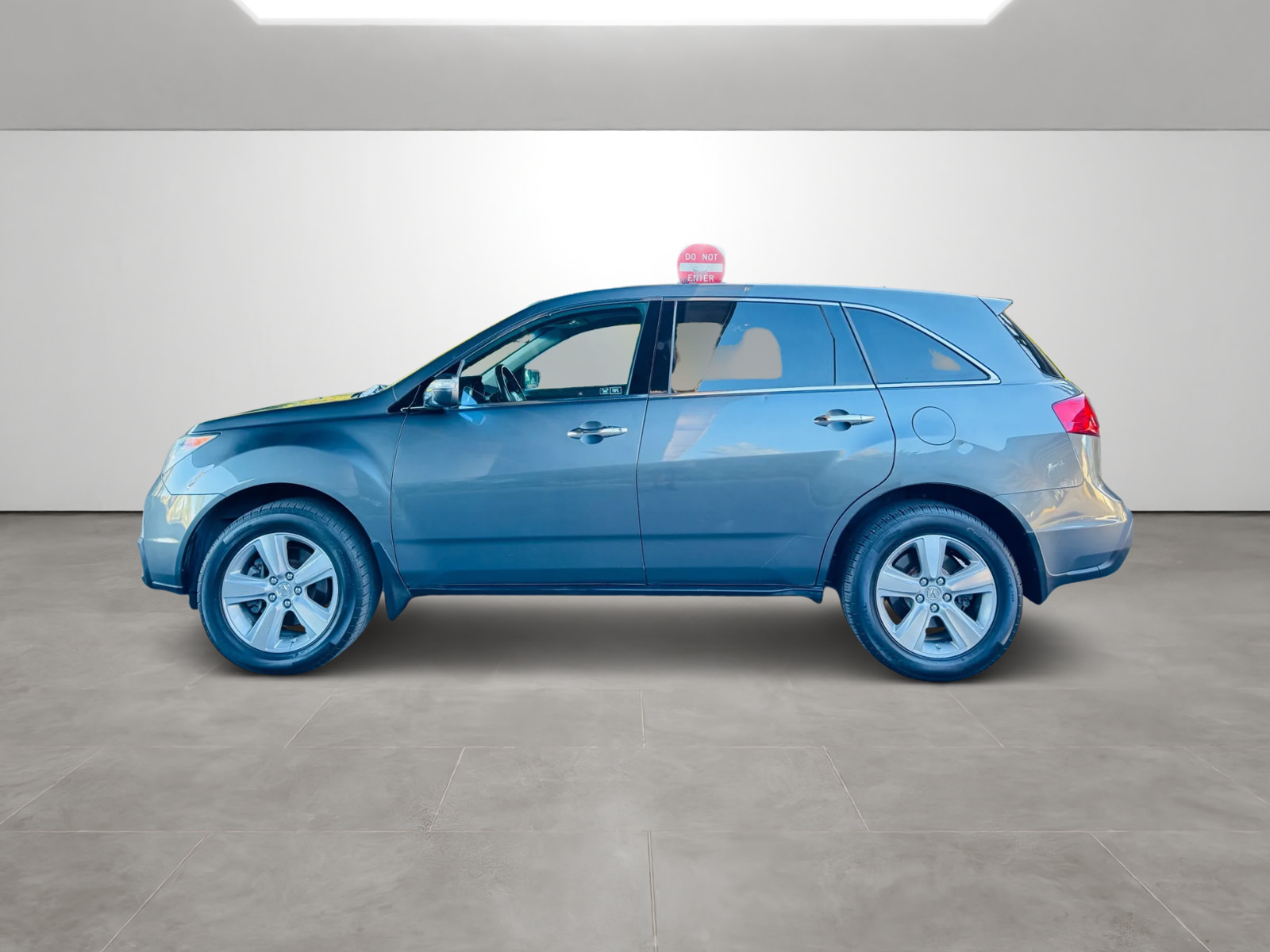 Used 2011 Acura MDX w/ Technology Package AWD/4WD image 2