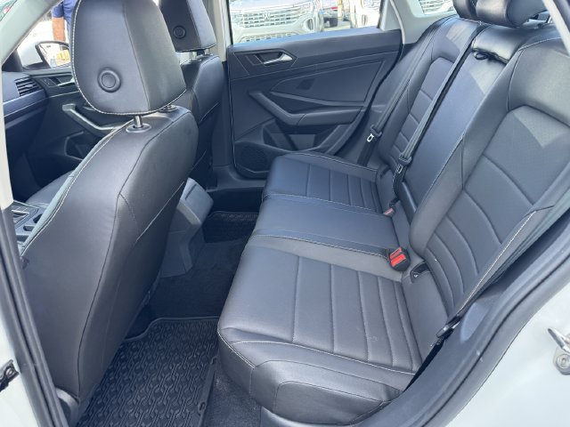 Used 2023 Volkswagen Jetta SE w/ Black Wheel Package FWD image 38
