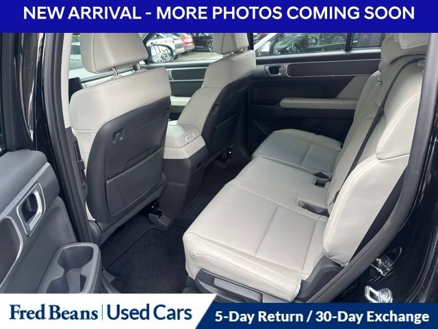 Used 2025 Hyundai Santa Fe SEL AWD/4WD image 11