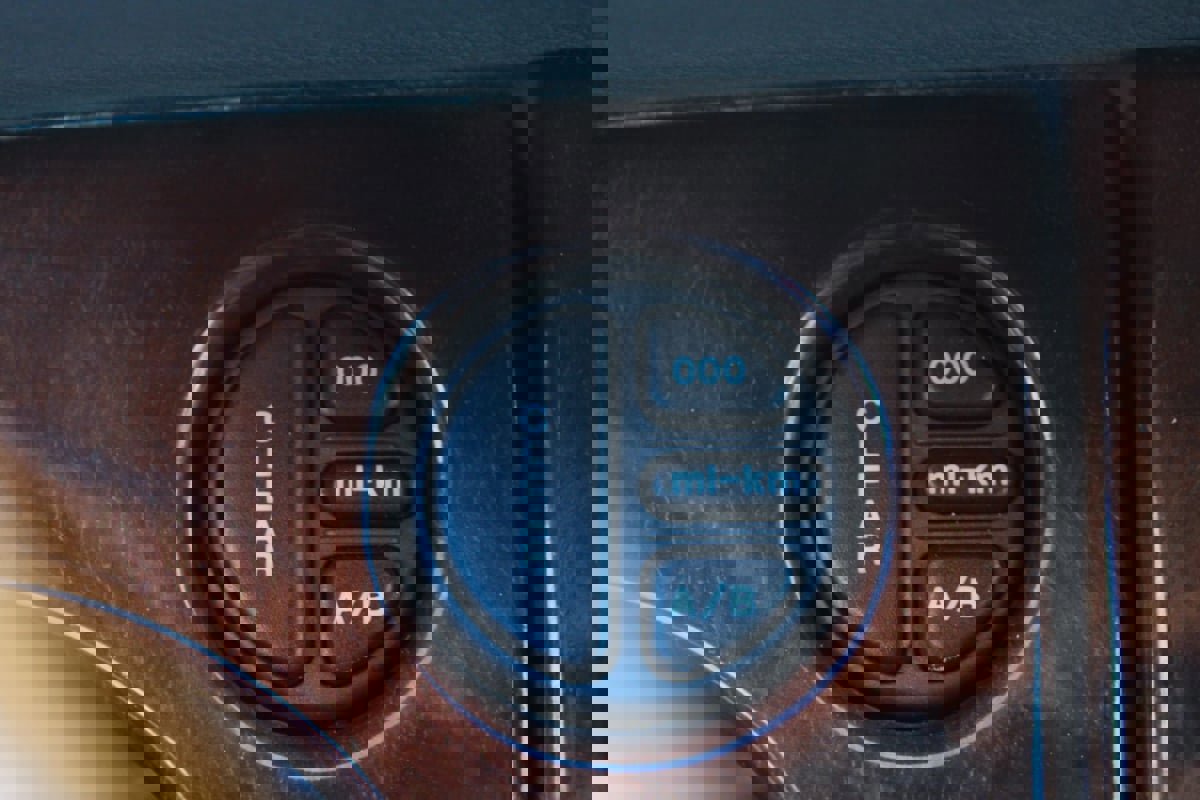 Used 2000 Jaguar XK8 image 18