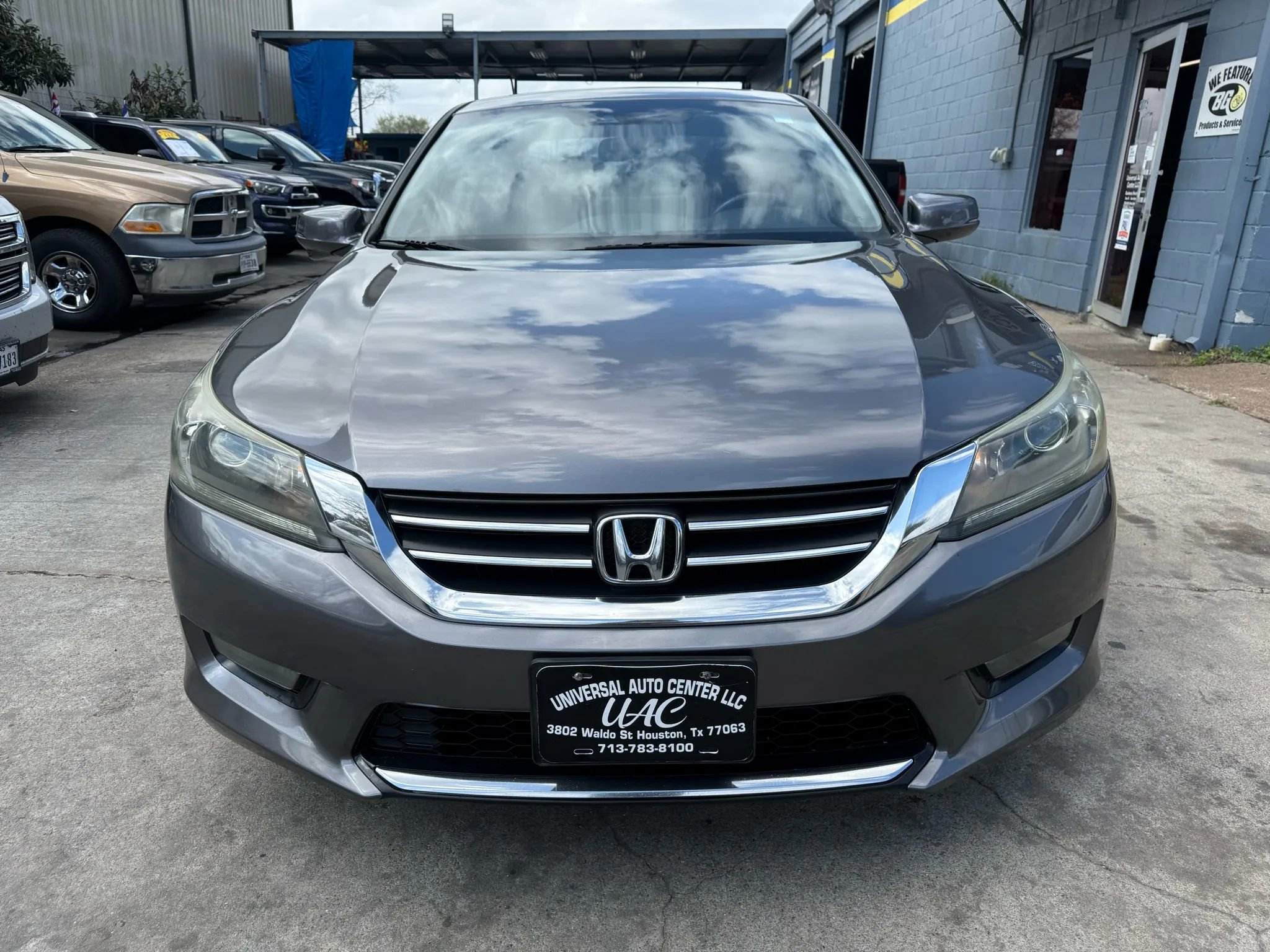 Used 2015 Honda Accord EX-L image 2