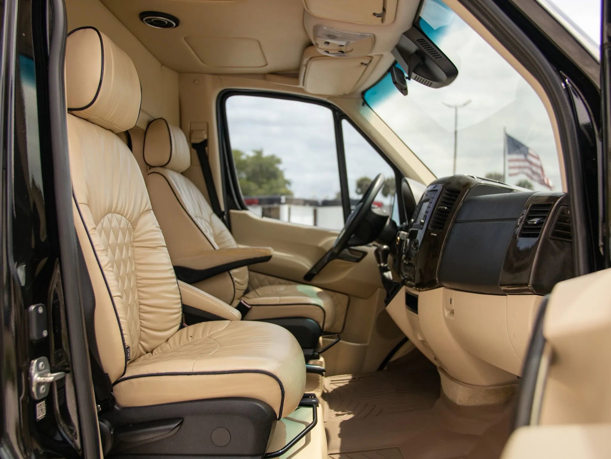 Used 2017 Mercedes-Benz Sprinter 3500 w/ Active Safety Plus Package image 55