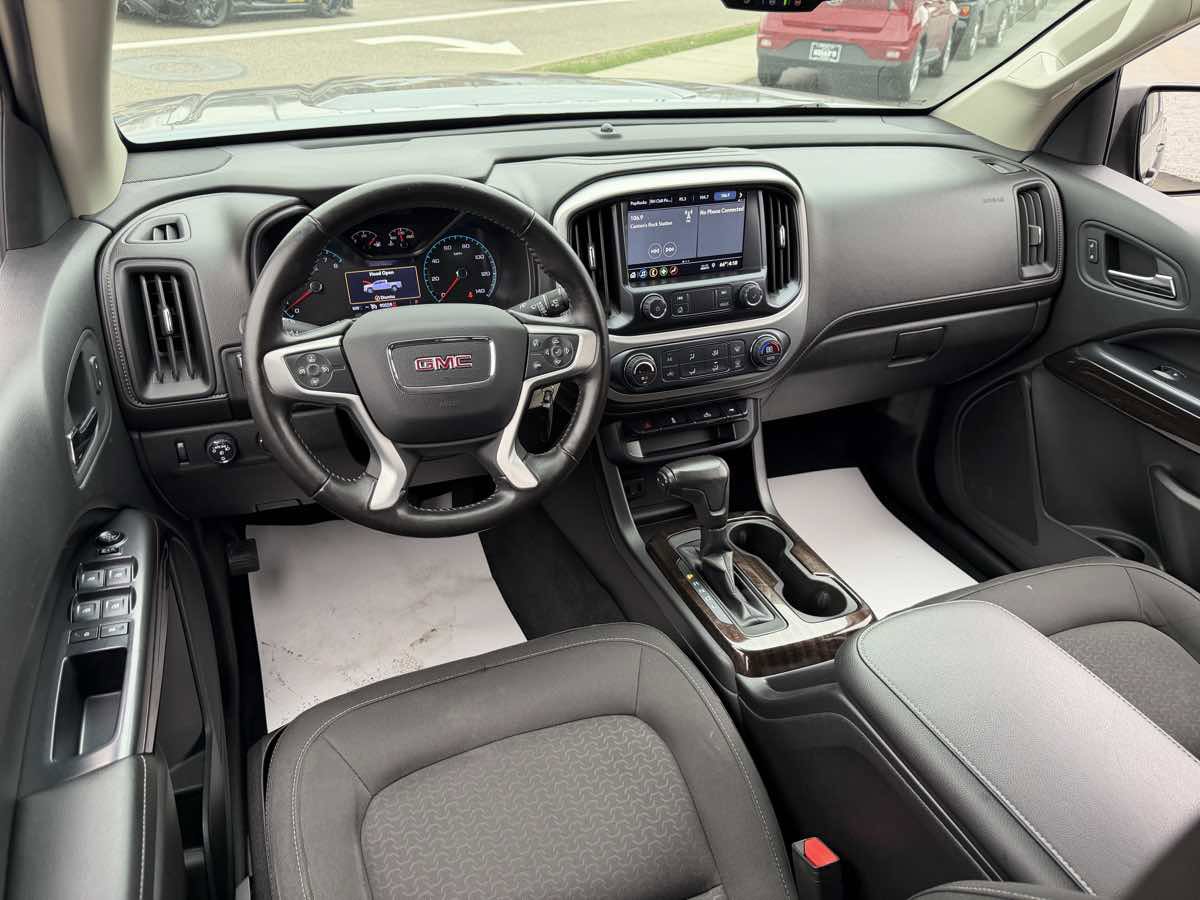 Used 2019 GMC Canyon SLE w/ Elevation Edition image 11