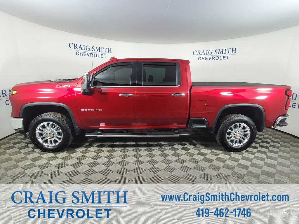 Used 2025 Chevrolet Silverado 2500 LTZ w/ LTZ Plus Package AWD/4WD image 2