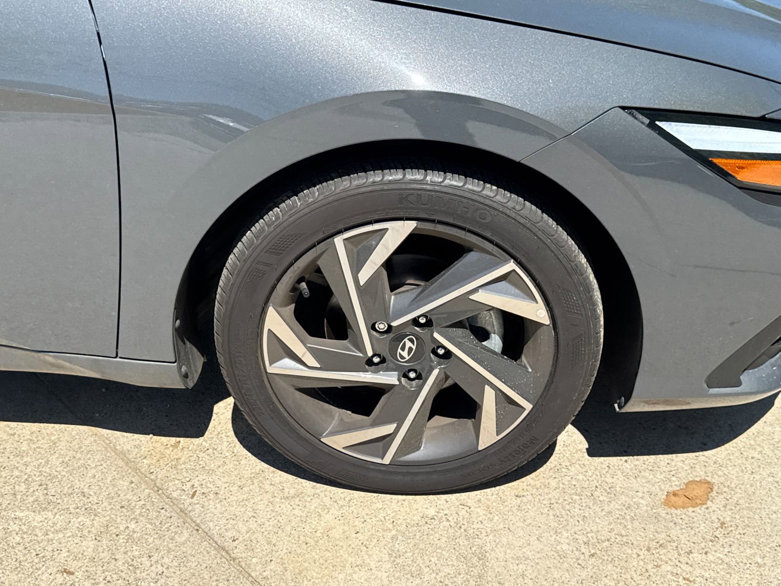 Certified 2025 Hyundai Elantra Sport FWD image 12