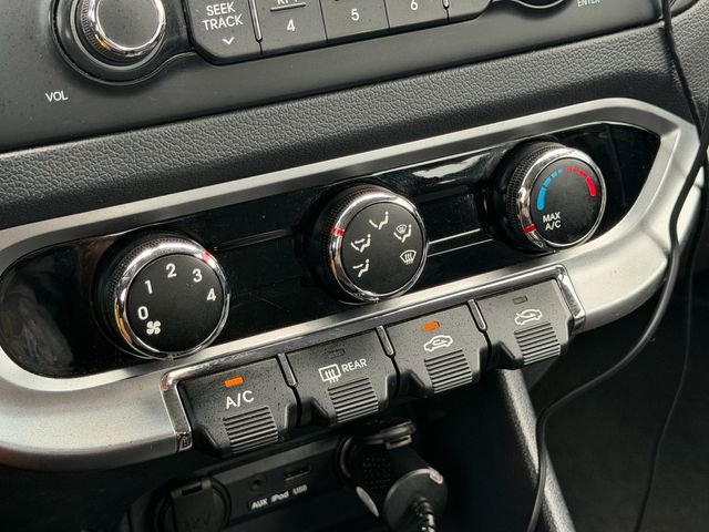 Used 2013 Kia Rio LX FWD image 24