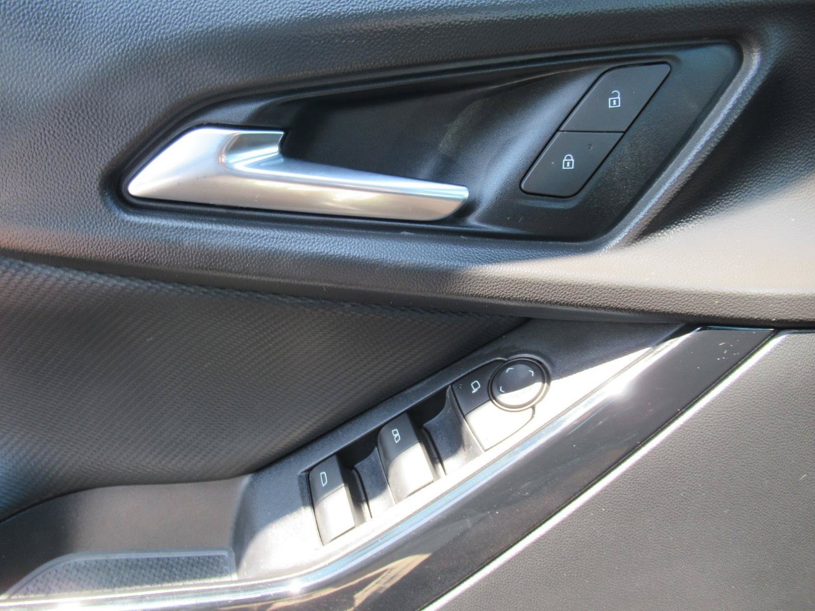 Certified 2026 Chevrolet Equinox LT FWD image 20