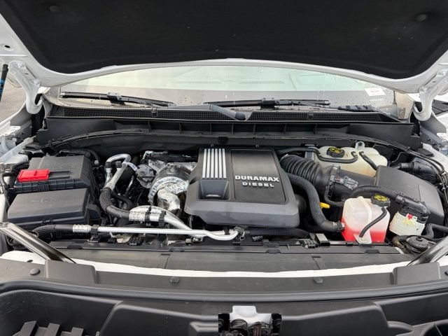 Used 2023 GMC Yukon XL Denali w/ Advanced Technology Package AWD/4WD image 11