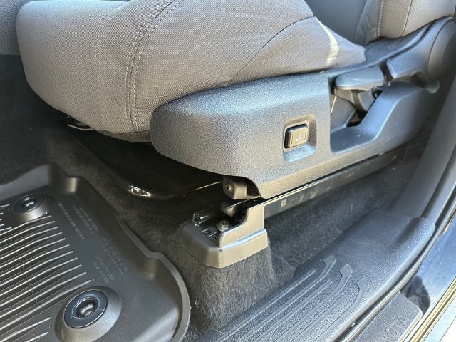 Certified 2025 Toyota Tacoma SR5 AWD/4WD image 22