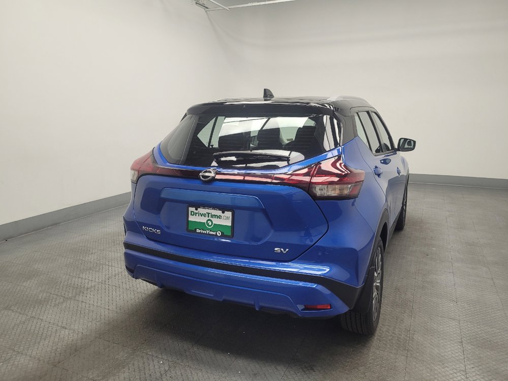 Used 2023 Nissan Kicks SV FWD image 7