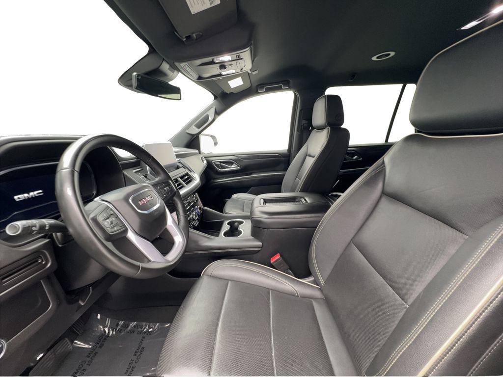 Used 2024 GMC Yukon SLT RWD image 19
