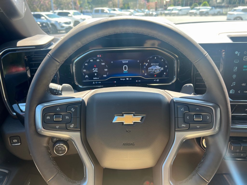 Used 2025 Chevrolet Silverado 1500 LTZ image 10
