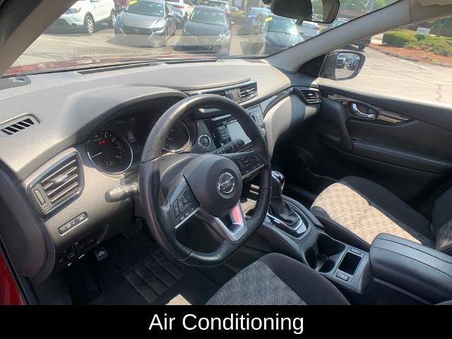 Certified 2020 Nissan Rogue Sport SV w/ All-Weather Package AWD/4WD image 15
