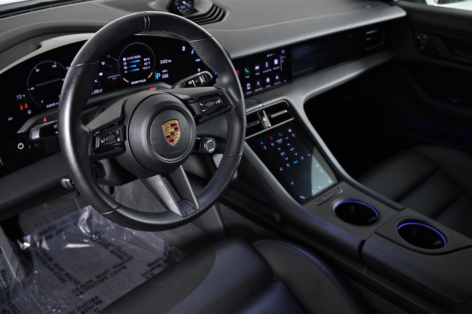 Used 2021 Porsche Taycan RWD image 9