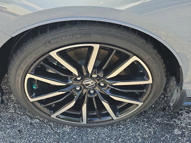 Used 2024 Honda Accord Touring image 10