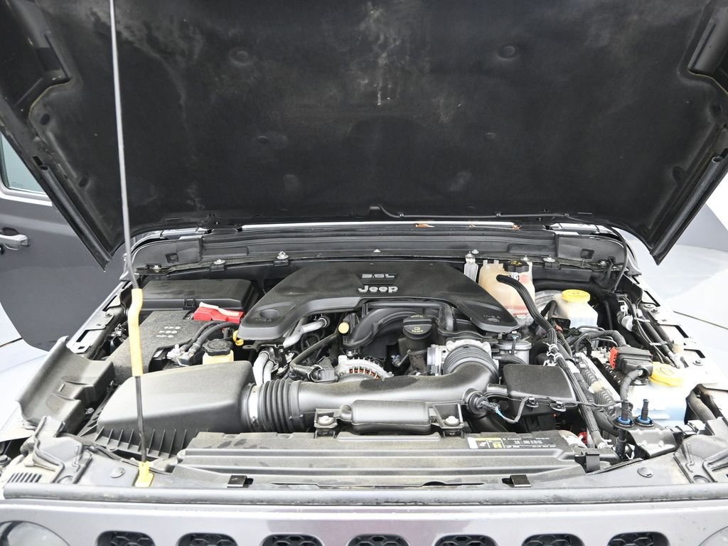 Used 2018 Jeep Wrangler Unlimited Sport S image 11