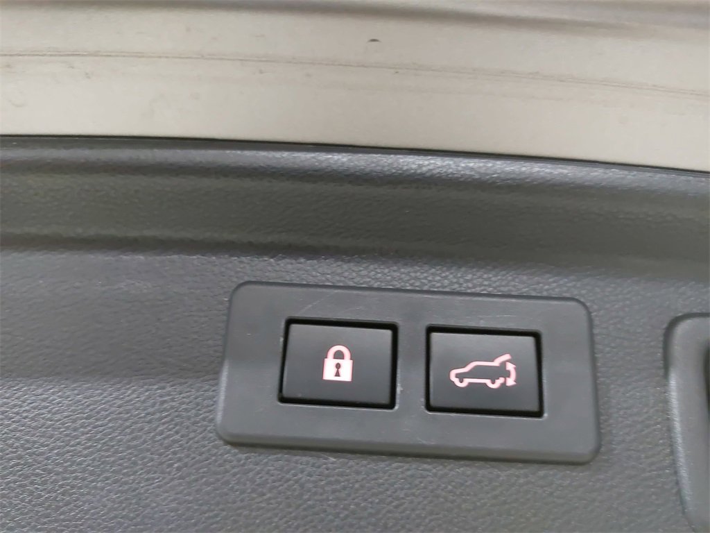 Used 2022 Subaru Forester Limited image 13