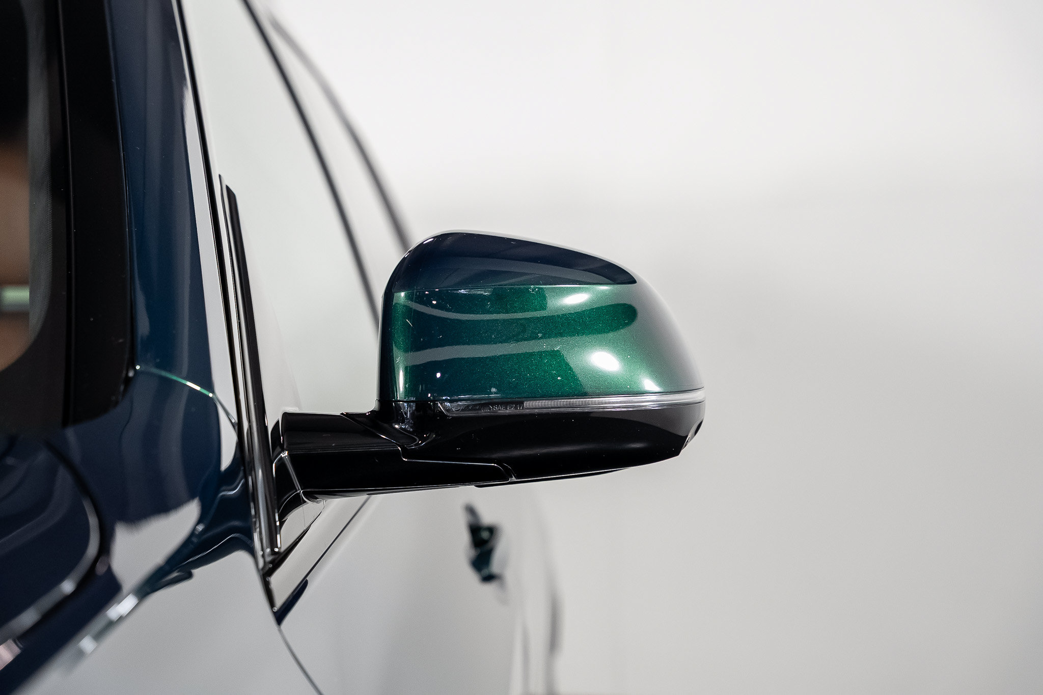 Used 2022 BMW ALPINA XB7 AWD/4WD image 12