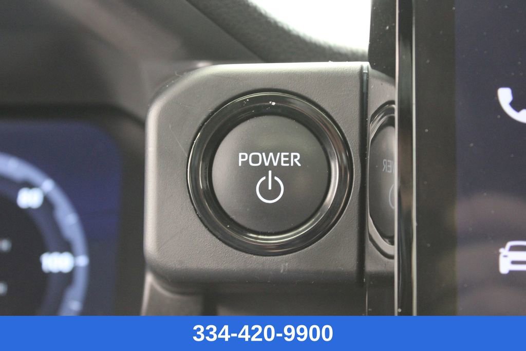 Used 2024 Toyota Tacoma Limited image 11