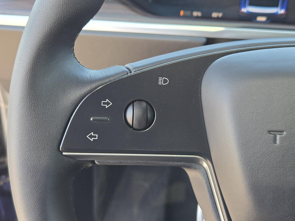 Used 2023 Tesla Model X AWD/4WD image 16