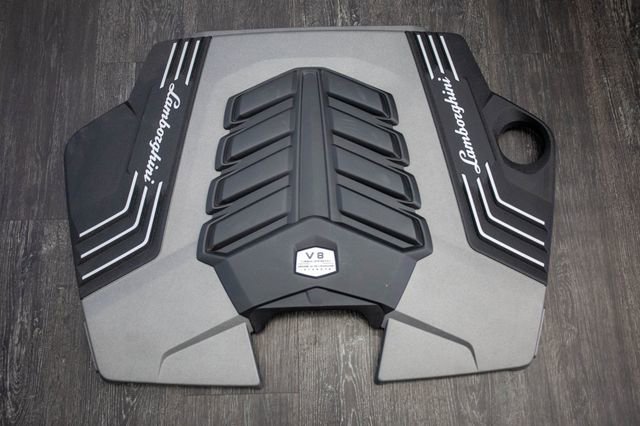 Used 2022 Lamborghini Urus image 63