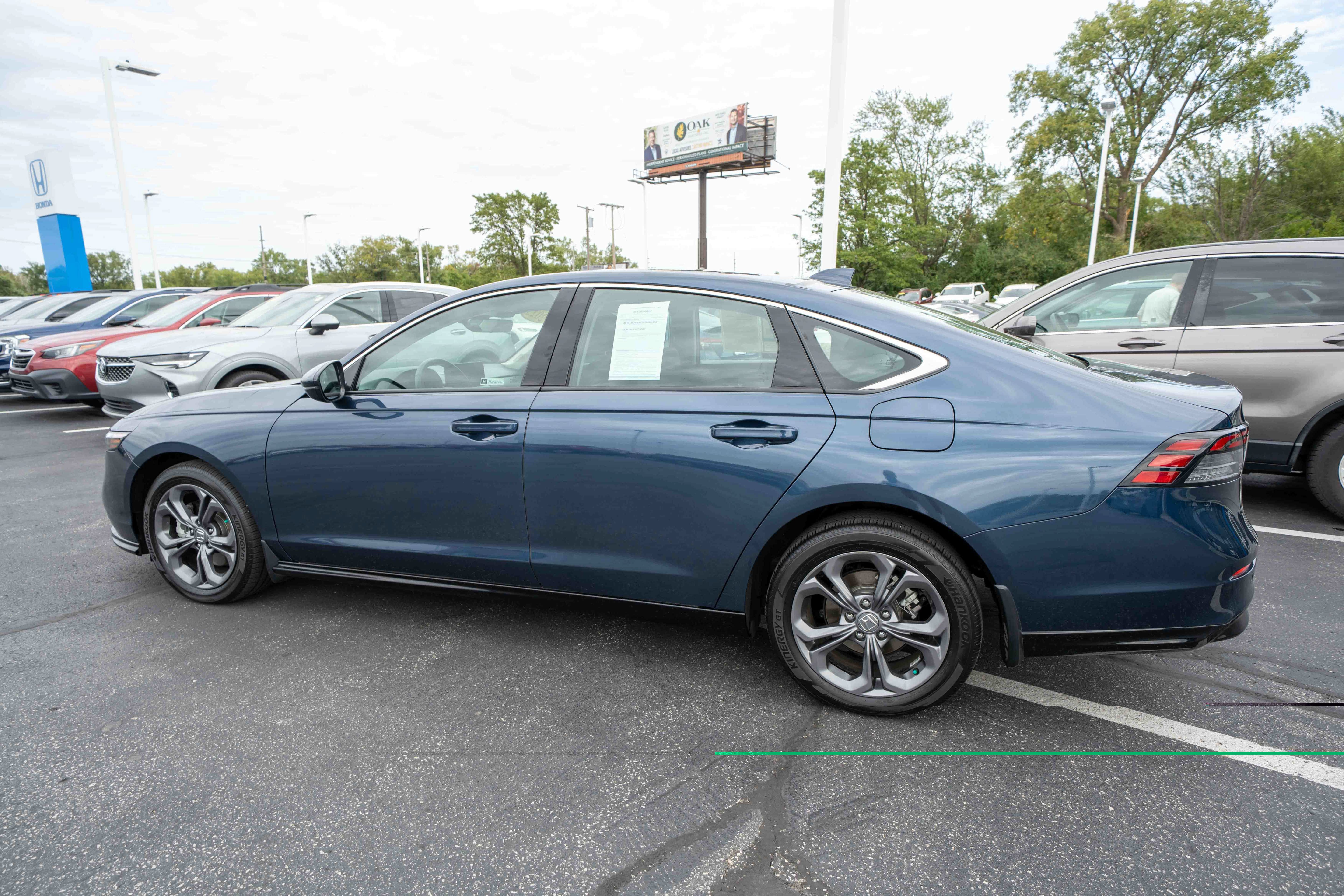 Used 2025 Honda Accord EX-L image 4