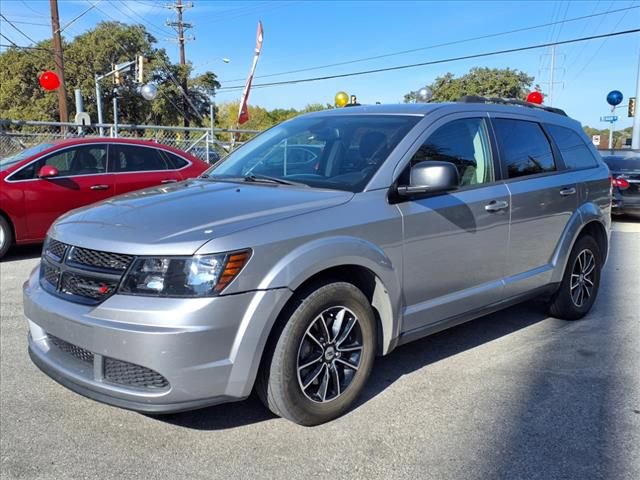Used 2018 Dodge Journey SE w/ Connectivity Group FWD image 5