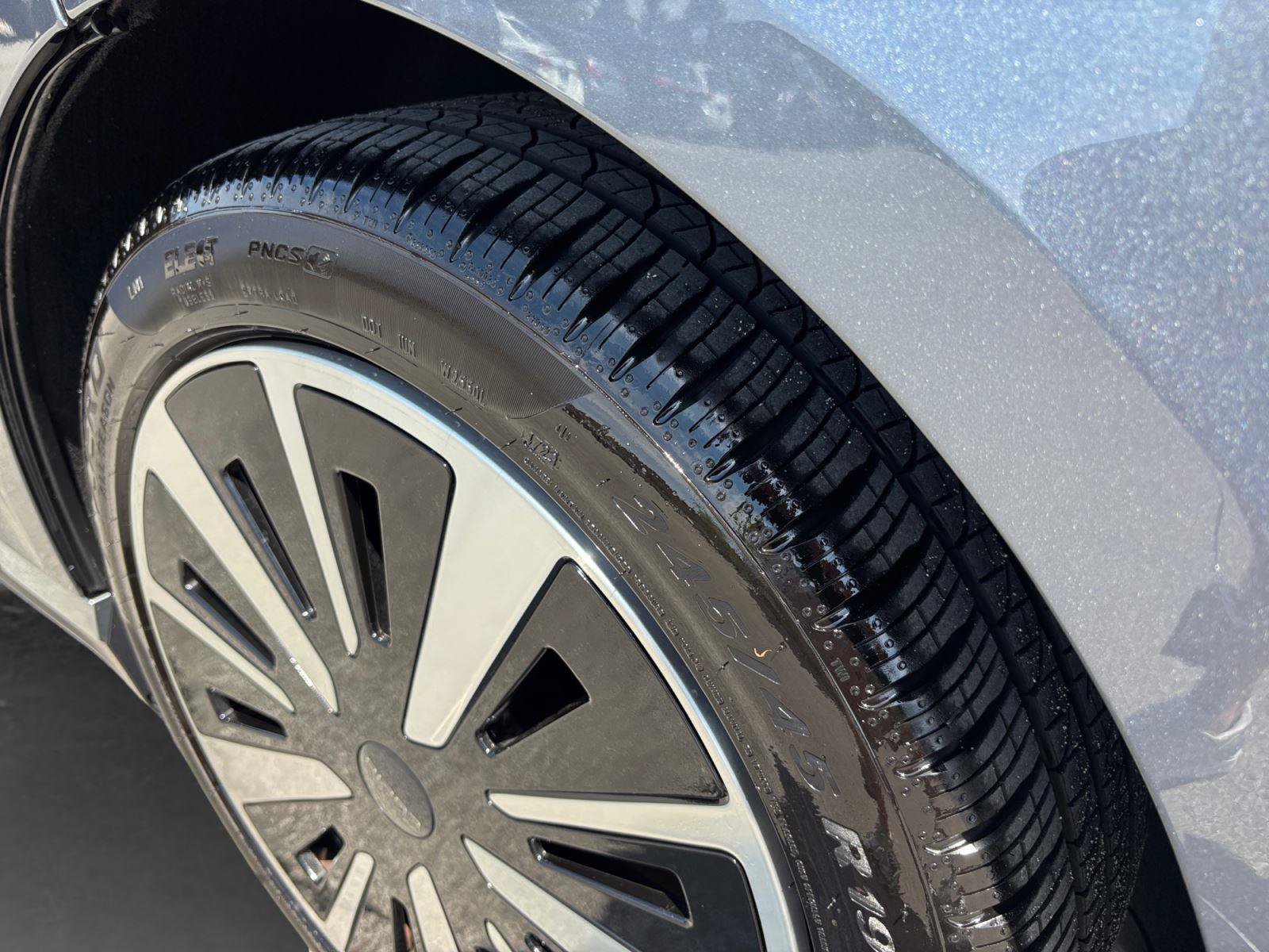 Used 2024 Lucid Air Pure RWD image 53