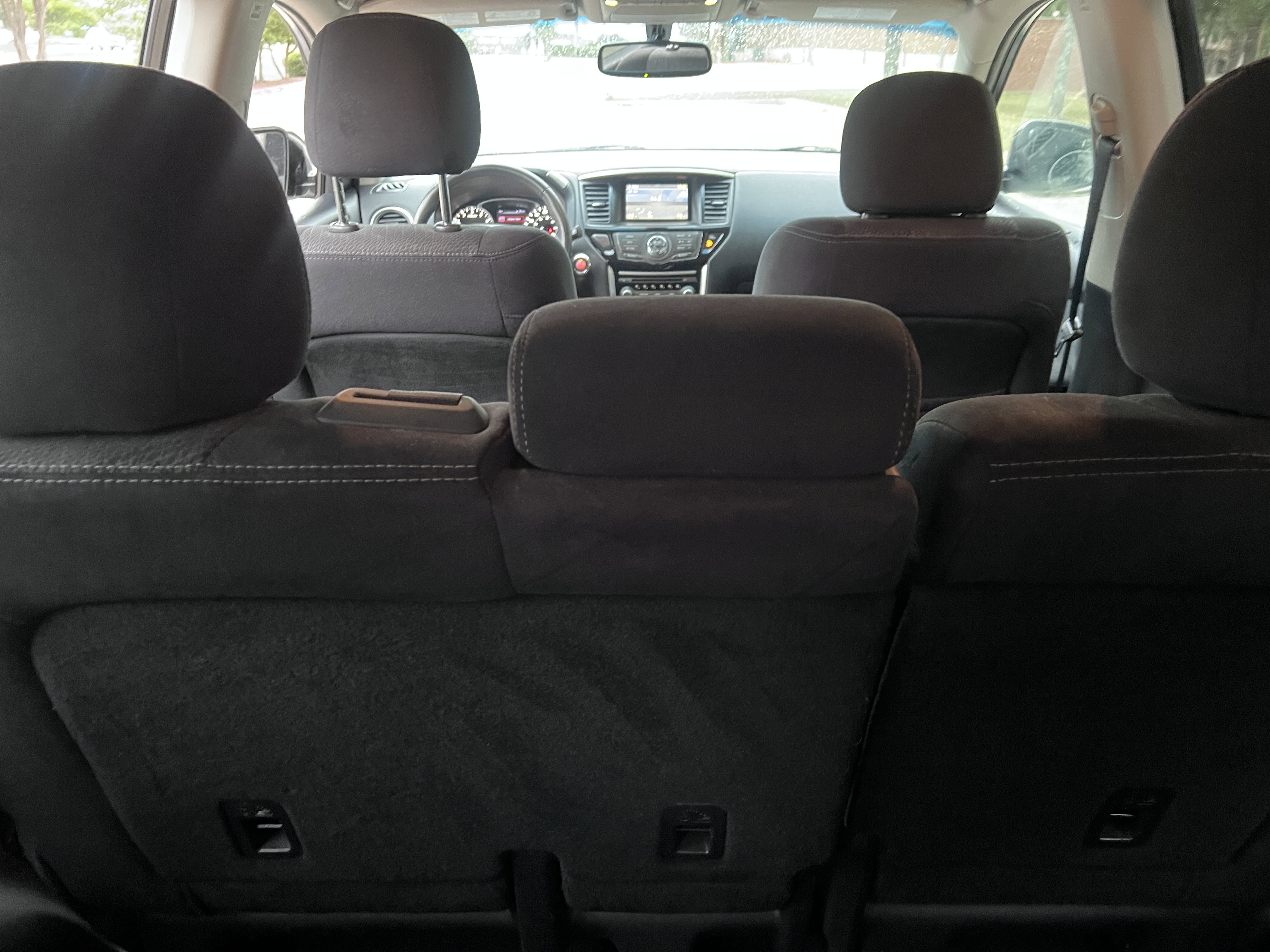 Used 2015 Nissan Pathfinder SV image 24