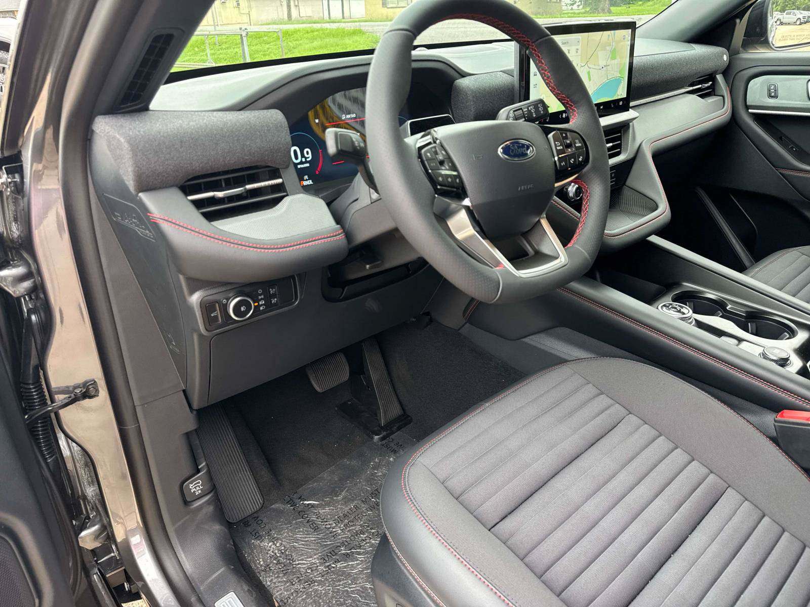 New 2026 Ford Explorer ST-Line RWD image 9