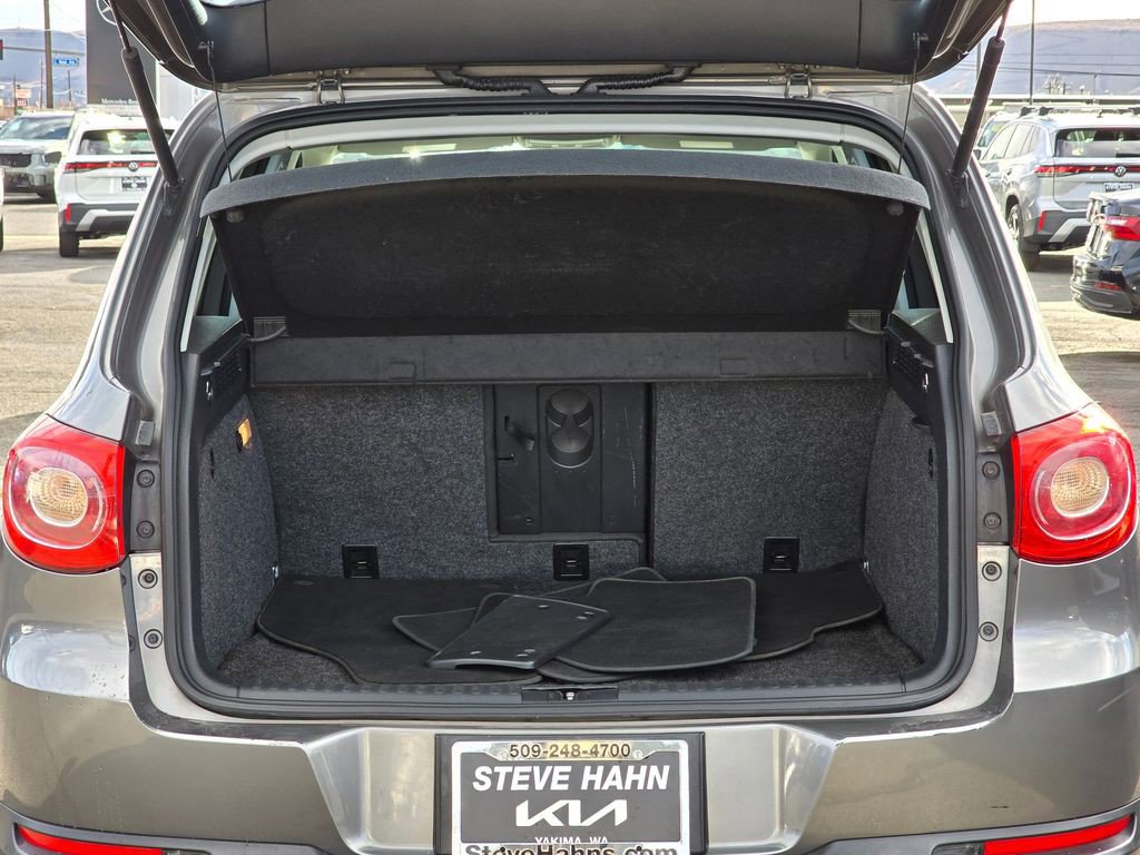 Used 2011 Volkswagen Tiguan S AWD/4WD image 14