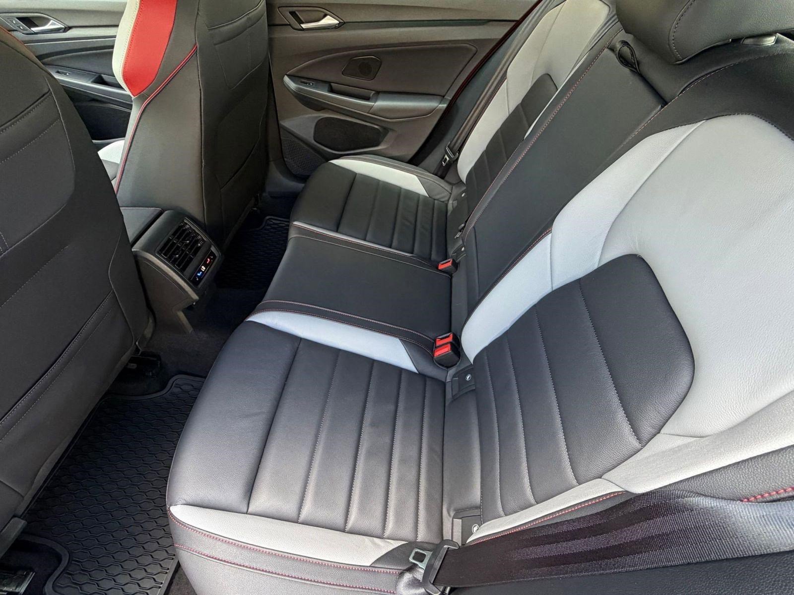 Used 2024 Volkswagen GTI Autobahn FWD image 21